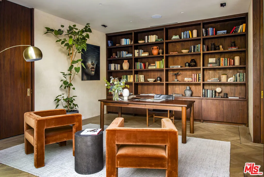 2535 Hutton Drive, Beverly Hills, California 90210 home-pic-17